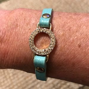 Teal Vegan leather bracelet W/CZ Diamonds 💎